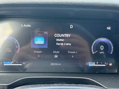Certified 2023 Jeep Grand Cherokee L Limited w/ Luxury Tech Group II AWD/4WD image 29