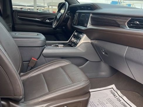 Used 2024 GMC Yukon Denali w/ Max Trailering Package image 10