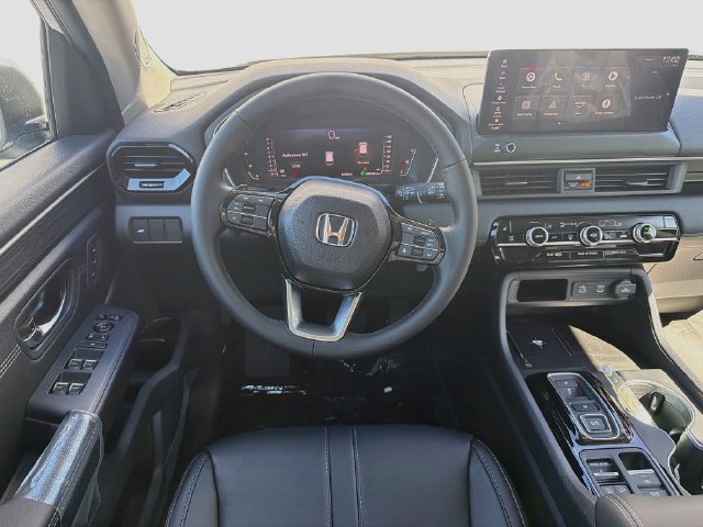 New 2026 Honda Pilot Touring image 23