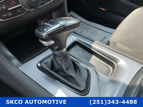 Used 2020 Dodge Charger SXT w/ Blacktop Package RWD image 23