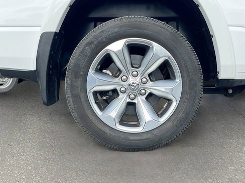 Certified 2022 RAM 1500 Limited w/ Body Color Bumper Group image 29