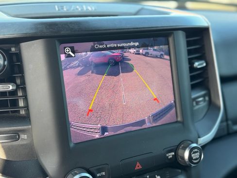 Used 2020 RAM 1500 Big Horn AWD/4WD image 19