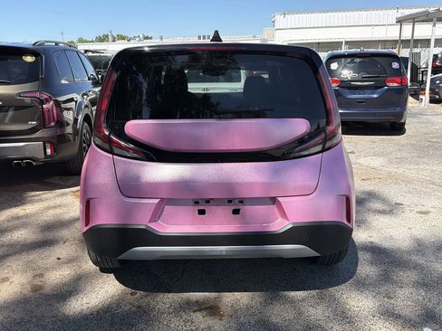 Used 2023 Kia Soul EX image 5