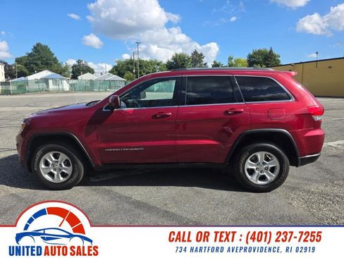 Used 2014 Jeep Grand Cherokee Laredo w/ All Weather Capability Group image 2