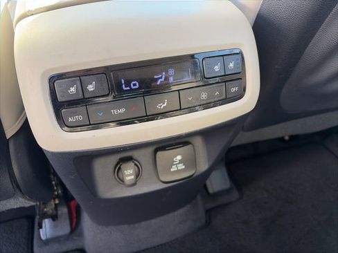 Used 2022 Hyundai Palisade Calligraphy w/ Cargo Package image 25