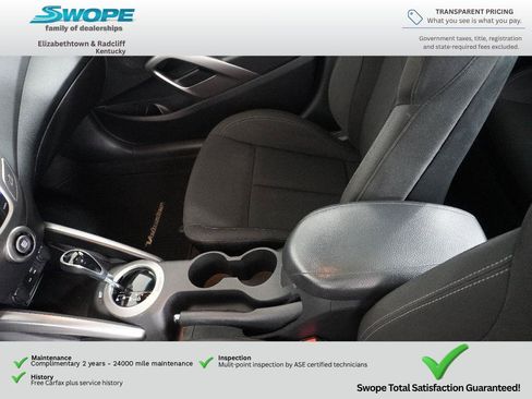 Used 2017 Hyundai Veloster Value Edition FWD image 24