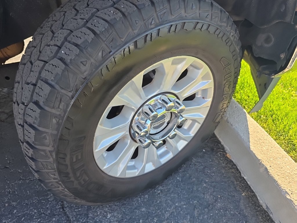 Used 2021 Ford F250 XLT AWD/4WD image 8