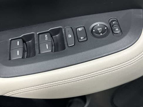 Used 2024 Honda HR-V LX image 20