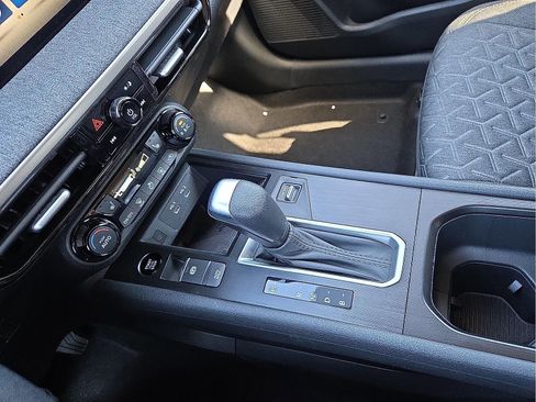 New 2026 Nissan Kicks SV image 25