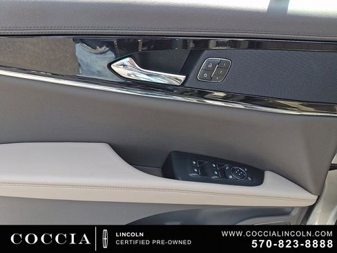 Certified 2023 Lincoln Nautilus Reserve AWD/4WD image 12
