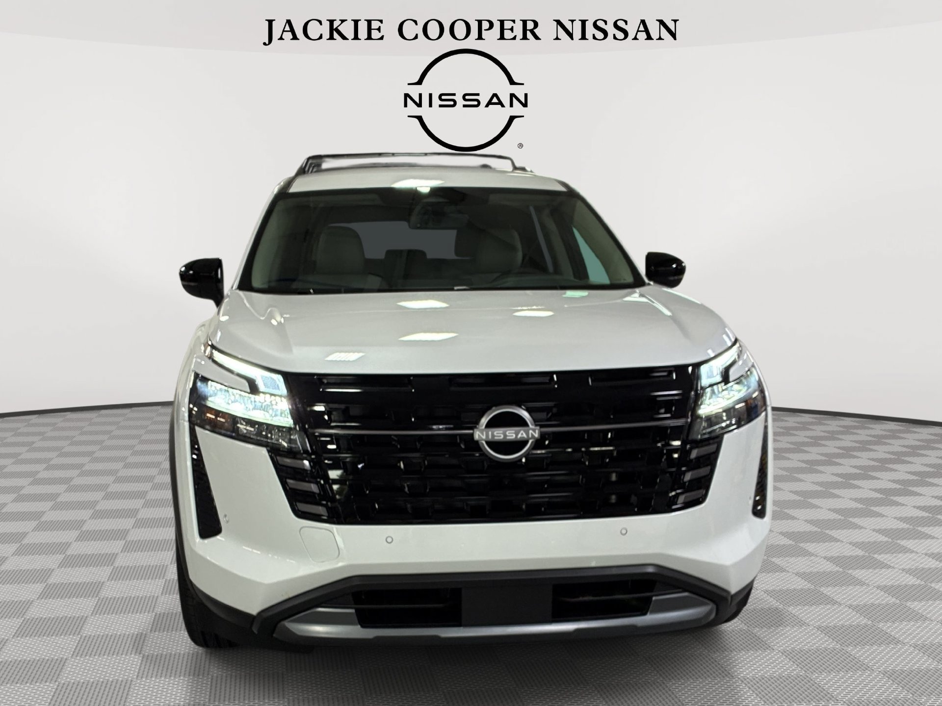 New 2026 Nissan Pathfinder SL FWD image 2