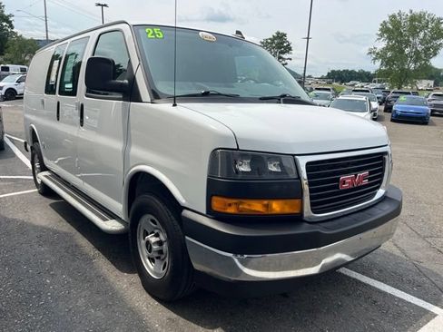Used 2025 GMC Savana 2500 w/ Driver Convenience Package RWD image 6