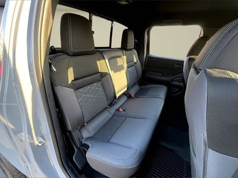 New 2026 Nissan Frontier SV image 10