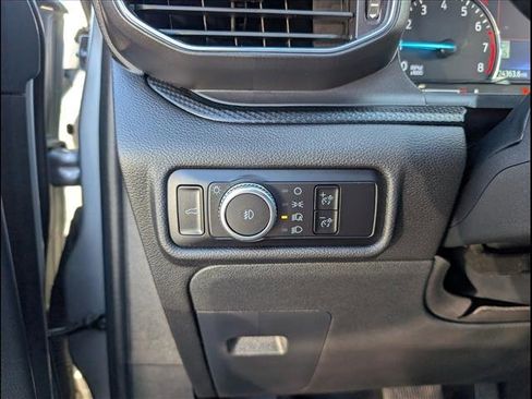 Used 2023 Ford Explorer ST-Line image 13