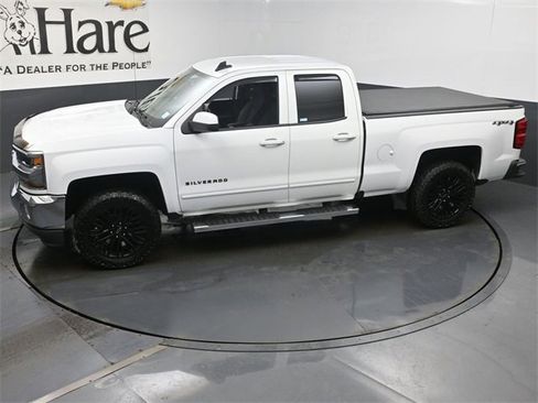 Used 2017 Chevrolet Silverado 1500 LT w/ All Star Edition image 53