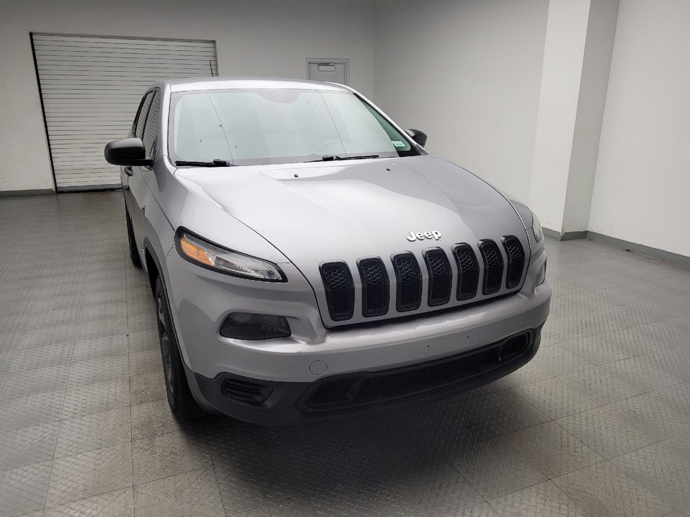 Used 2014 Jeep Cherokee Sport w/ Trailer Tow Group AWD/4WD image 14