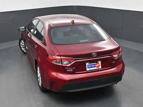 Used 2023 Toyota Corolla LE w/ LE Convenience Package FWD image 31