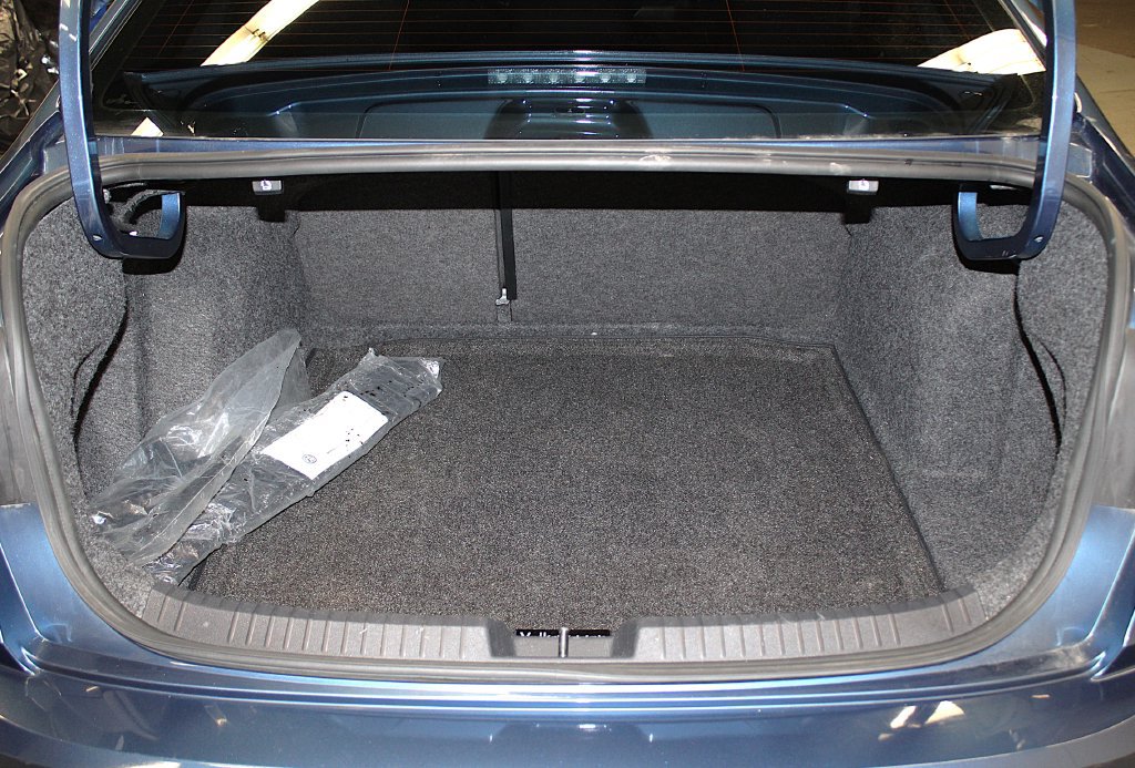 Used 2020 Volkswagen Jetta SE w/ SE Cold Weather Package FWD image 36