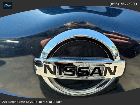 Used 2013 Nissan Pathfinder SL w/ Trailer Tow Pkg image 5