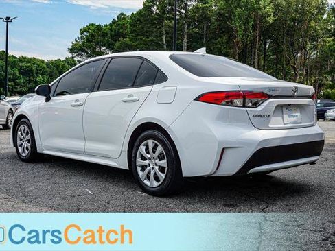Used 2021 Toyota Corolla LE FWD image 13