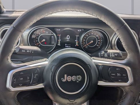 Used 2023 Jeep Wrangler Unlimited Sahara AWD/4WD image 29