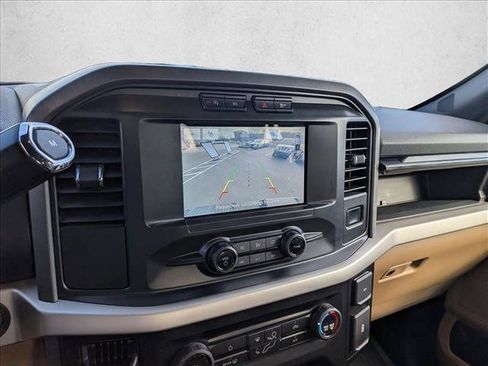 Used 2021 Ford F150 XLT image 12