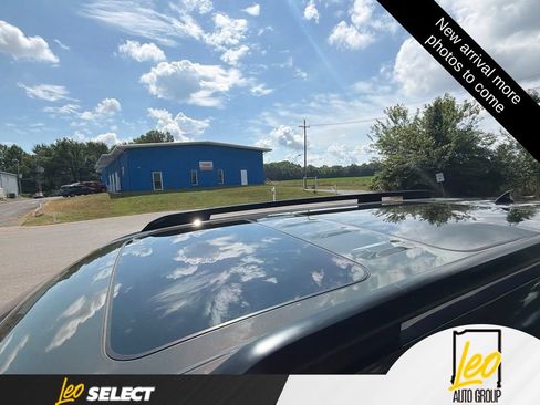 Used 2025 Hyundai Santa Fe Calligraphy AWD/4WD image 4