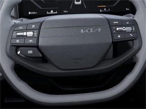Certified 2025 Kia K4 EX FWD image 22