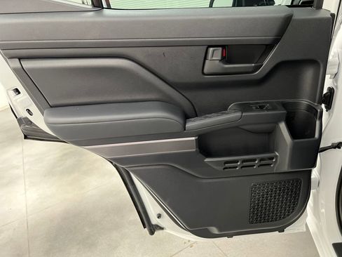 Used 2025 Toyota 4Runner SR5 image 15