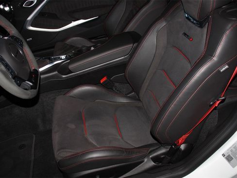 Used 2023 Chevrolet Camaro ZL1 image 21
