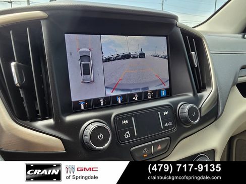 Used 2024 GMC Terrain Denali w/ Denali Premium Package AWD/4WD image 18