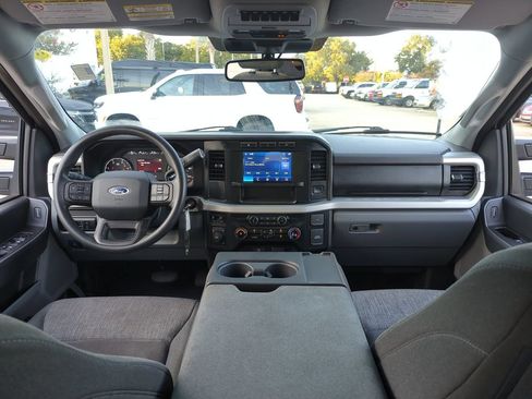 Used 2023 Ford F350 XLT AWD/4WD image 20