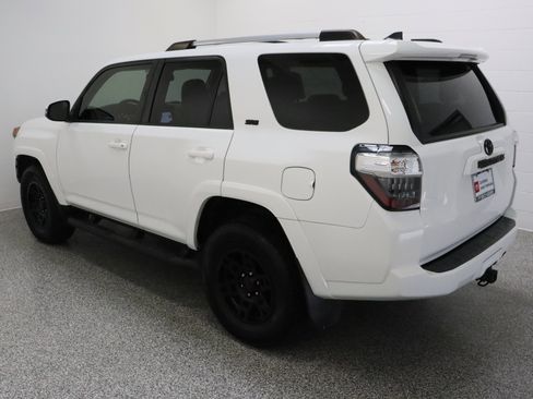 Used 2023 Toyota 4Runner SR5 Premium w/ Moonroof Package image 9