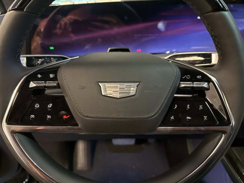 New 2025 Cadillac Escalade IQ Luxury 2 image 15