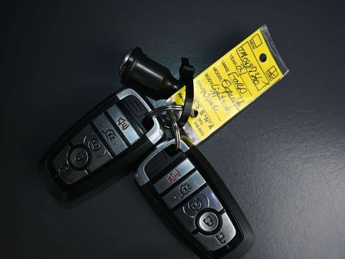 Used 2021 Ford Expedition Limited AWD/4WD image 29