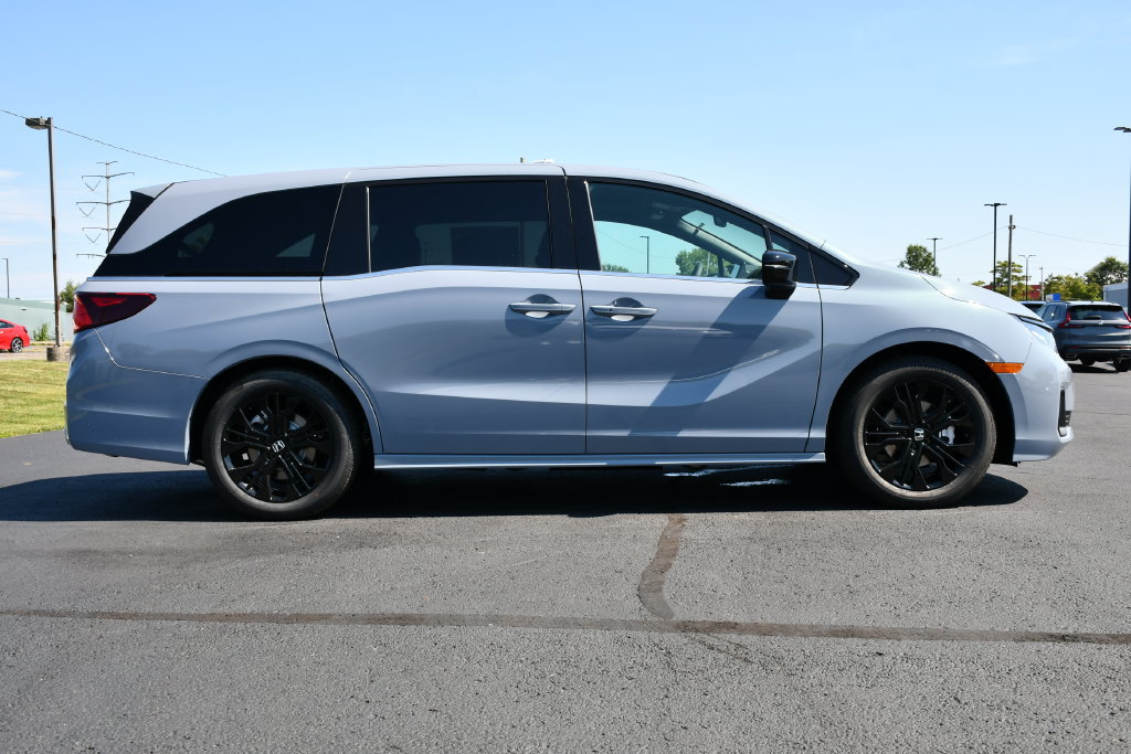 New 2026 Honda Odyssey Sport-L image 8