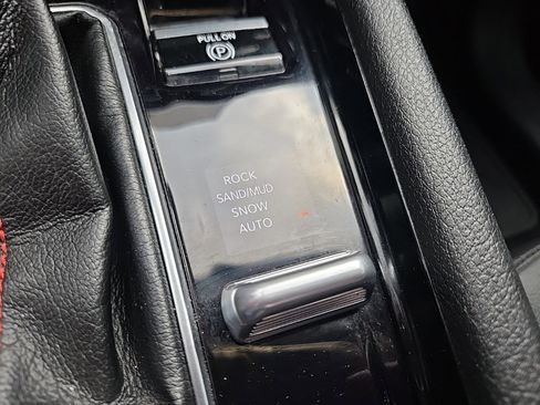 Used 2024 Jeep Compass Trailhawk image 65