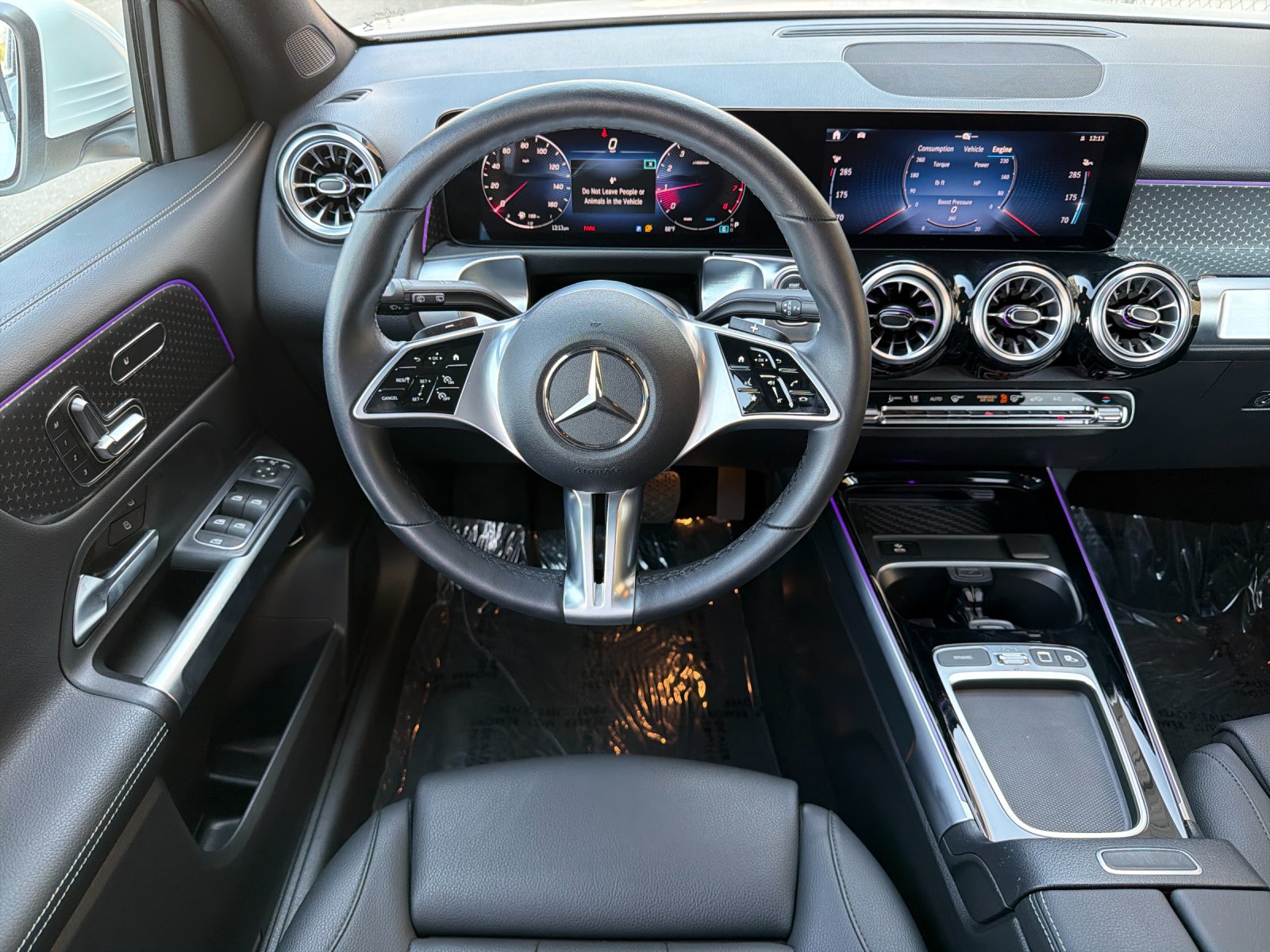 Used 2026 Mercedes-Benz GLB 250 4MATIC image 13