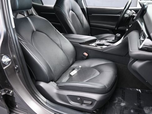 Used 2021 Toyota Camry XSE image 43