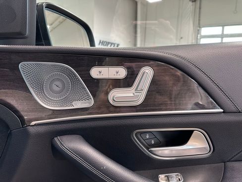 Used 2020 Mercedes-Benz GLE 350 w/ Premium Package image 40