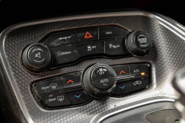 Used 2018 Dodge Challenger SRT Hellcat RWD image 27