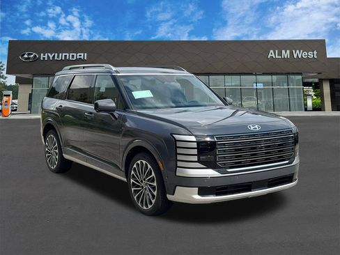 New 2026 Hyundai Palisade Calligraphy FWD image 4
