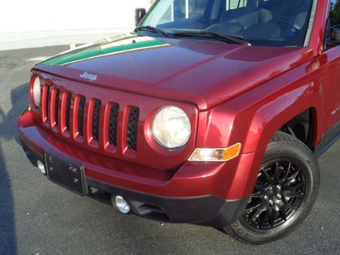 Used 2014 Jeep Patriot Sport w/ Power Value Group image 5