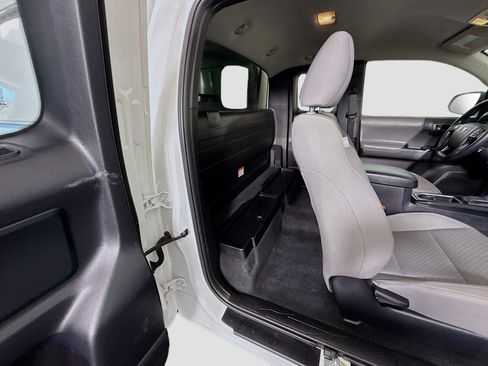 Used 2021 Toyota Tacoma SR image 26