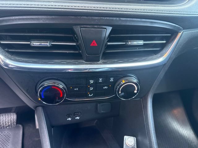 Used 2025 Buick Encore GX Preferred AWD/4WD image 18