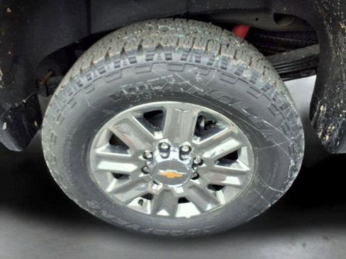 New 2026 Chevrolet Silverado 2500 High Country w/ High Country Premium Package AWD/4WD image 8