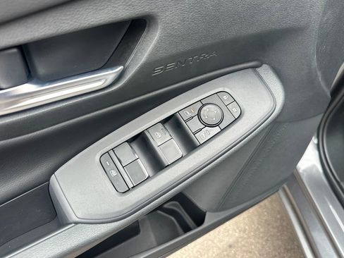 New 2026 Nissan Sentra SV w/ SV Convenience Package FWD image 11