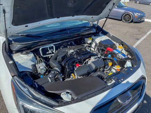 Used 2018 Subaru Outback 2.5i AWD/4WD image 37