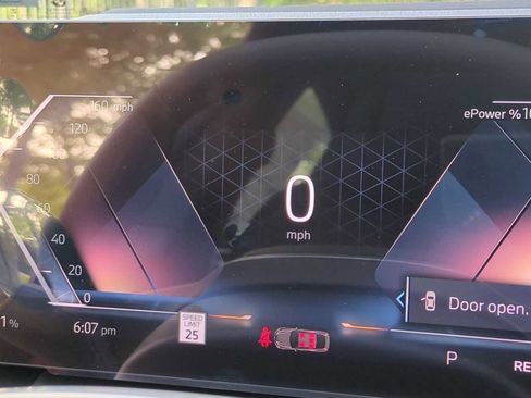 Used 2025 BMW i4 xDrive40i w/ Premium Package image 36