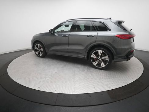 New 2025 Audi SQ5 Premium Plus image 35